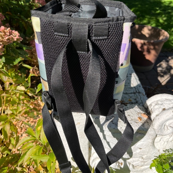 Adidas mini back pack - Picture 5 of 6